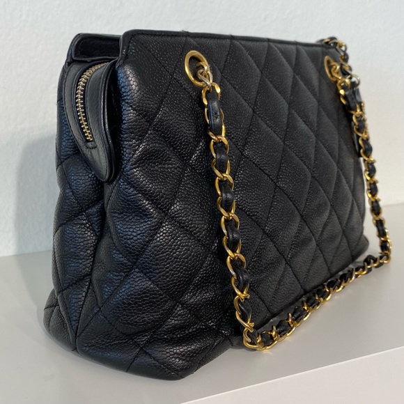 SOLD Authentic Chanel Vintage Black Caviar Tote Bag - Picture 3 of 16